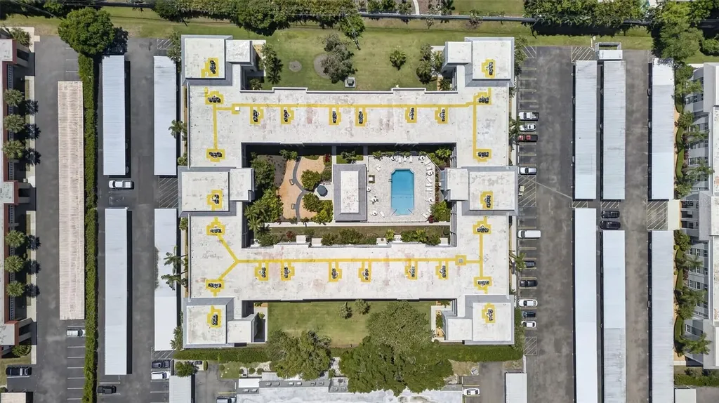 1706 Belleair Forest Drive Belleair FL 33756