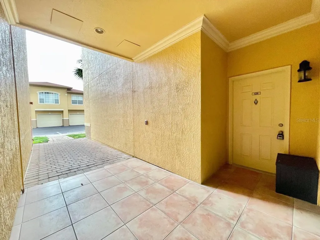 4333 Bayside Village Drive Tampa FL 33615