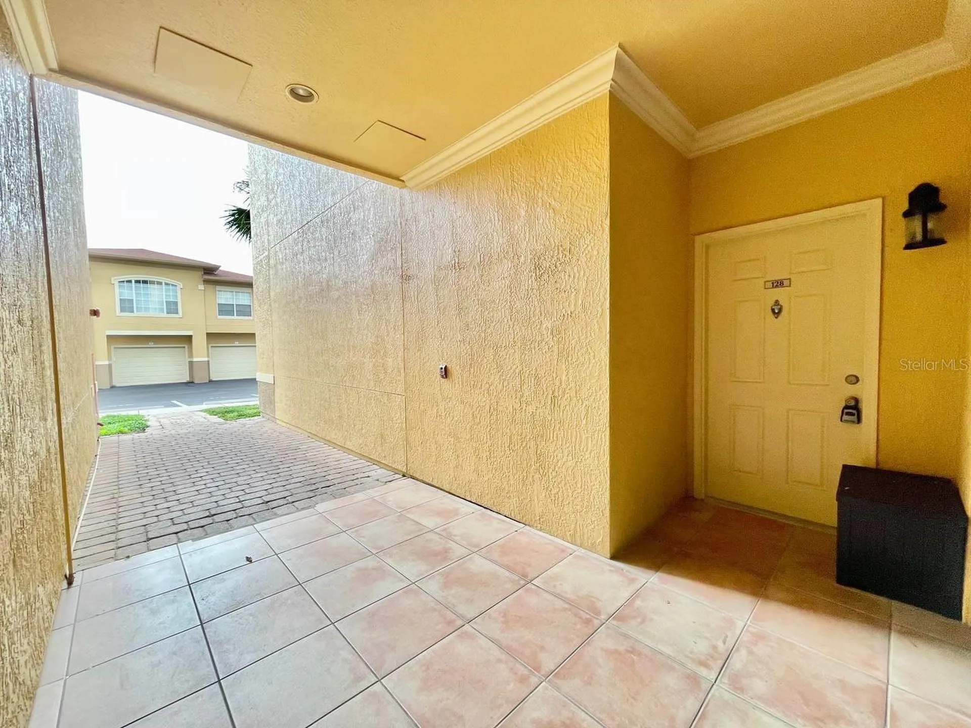 4333 Bayside Village Drive Tampa FL 33615