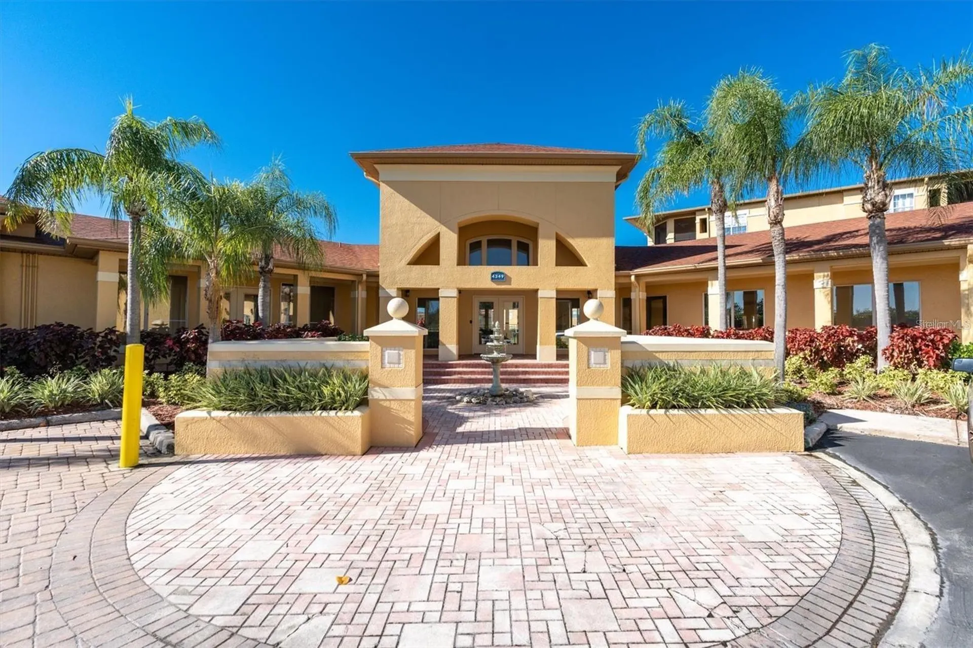 4333 Bayside Village Drive Tampa FL 33615