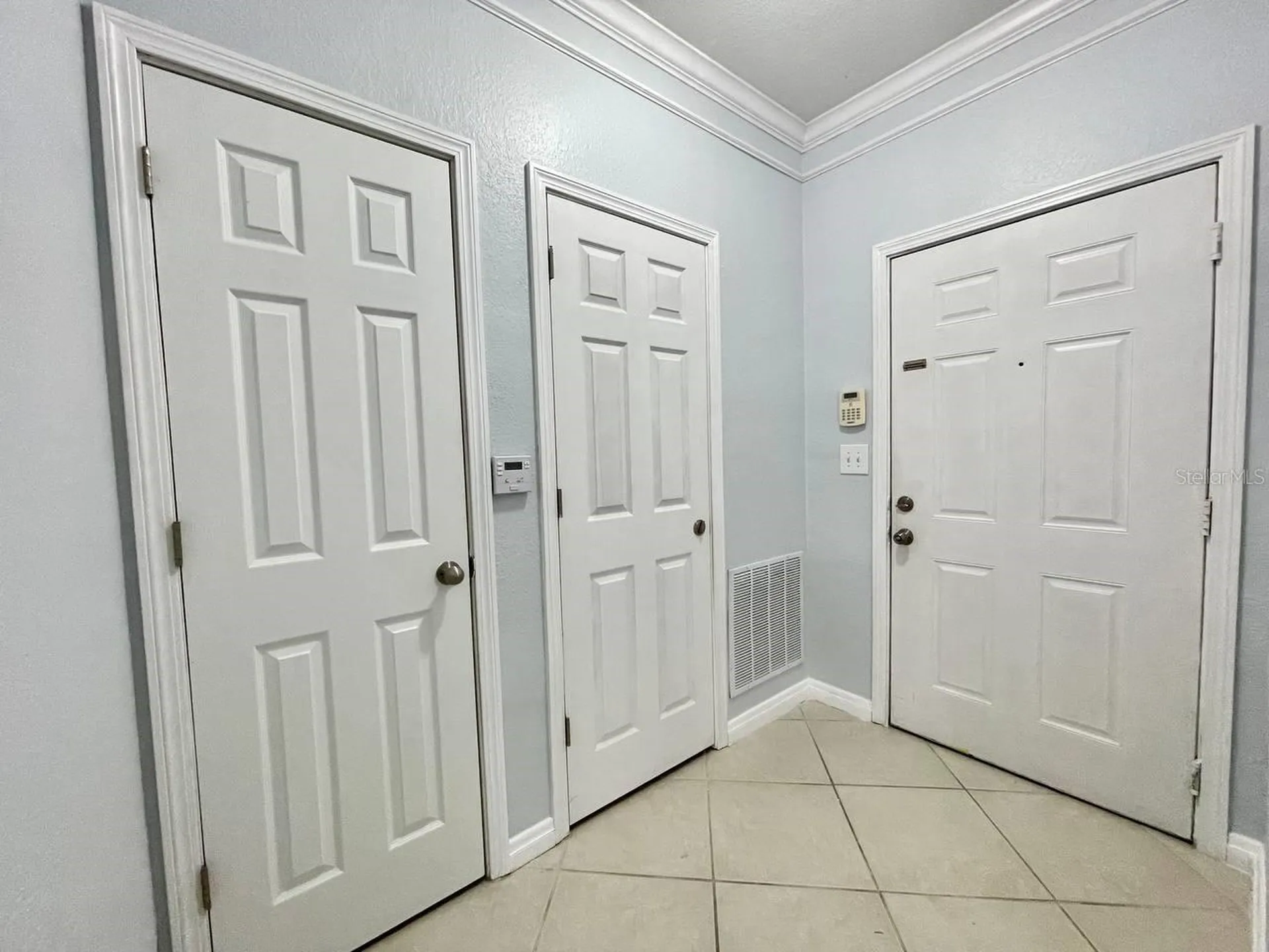 4333 Bayside Village Drive Tampa FL 33615