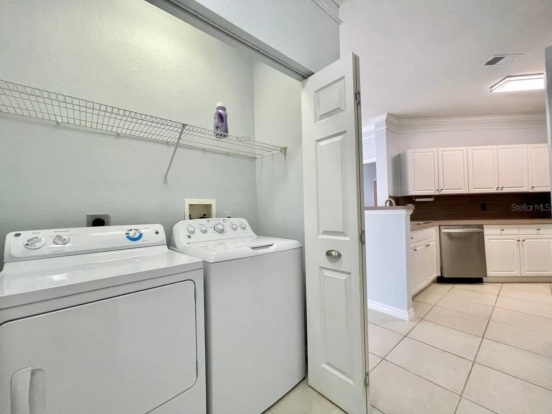 4333 Bayside Village Drive Tampa FL 33615