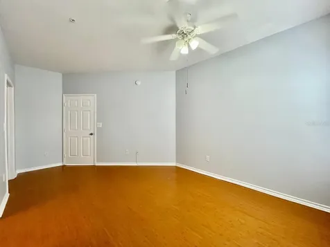 4333 Bayside Village Drive Tampa FL 33615