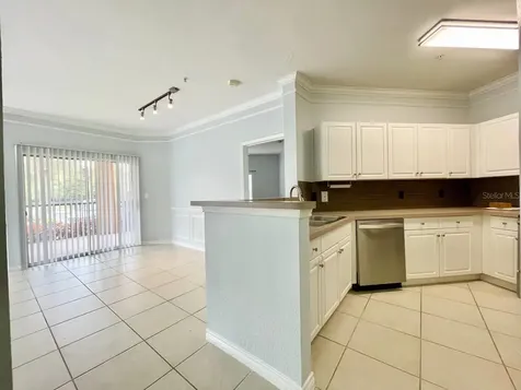 4333 Bayside Village Drive Tampa FL 33615