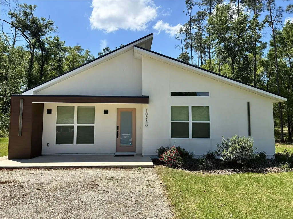 10230 NE 72 Street Bronson FL 32621