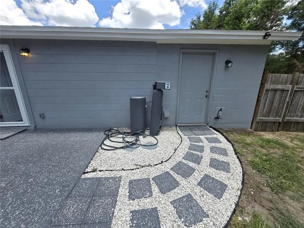 204 Morningside Drive Valrico FL 33594