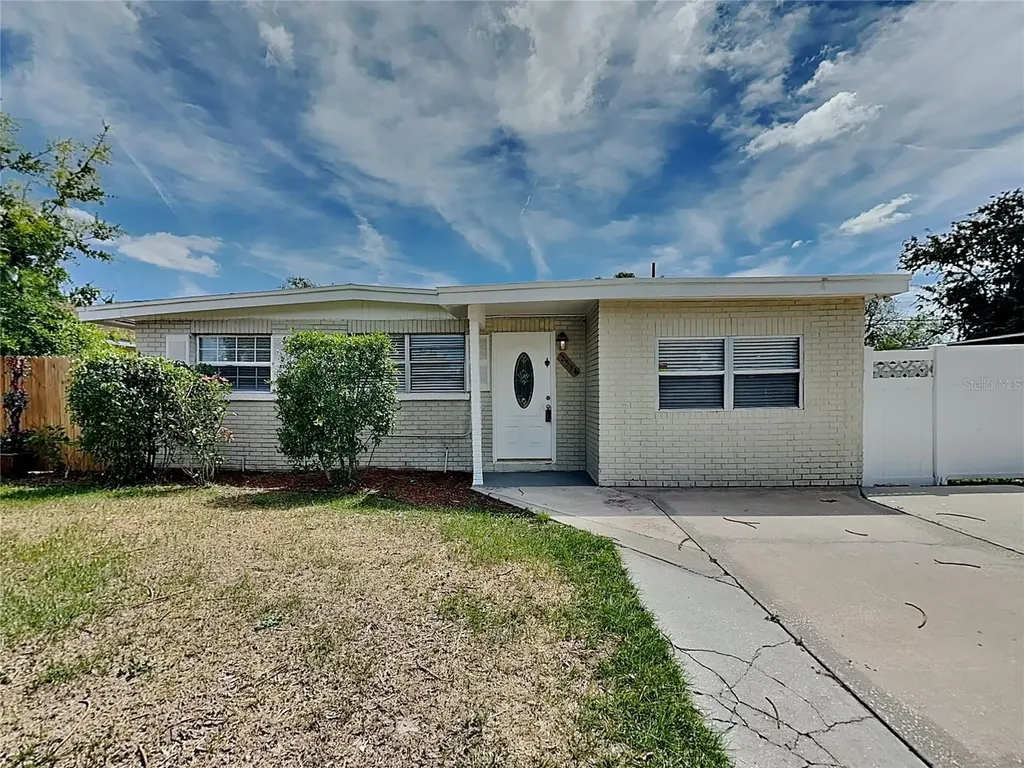 2514 10th Avenue Drive NE Bradenton FL 34208