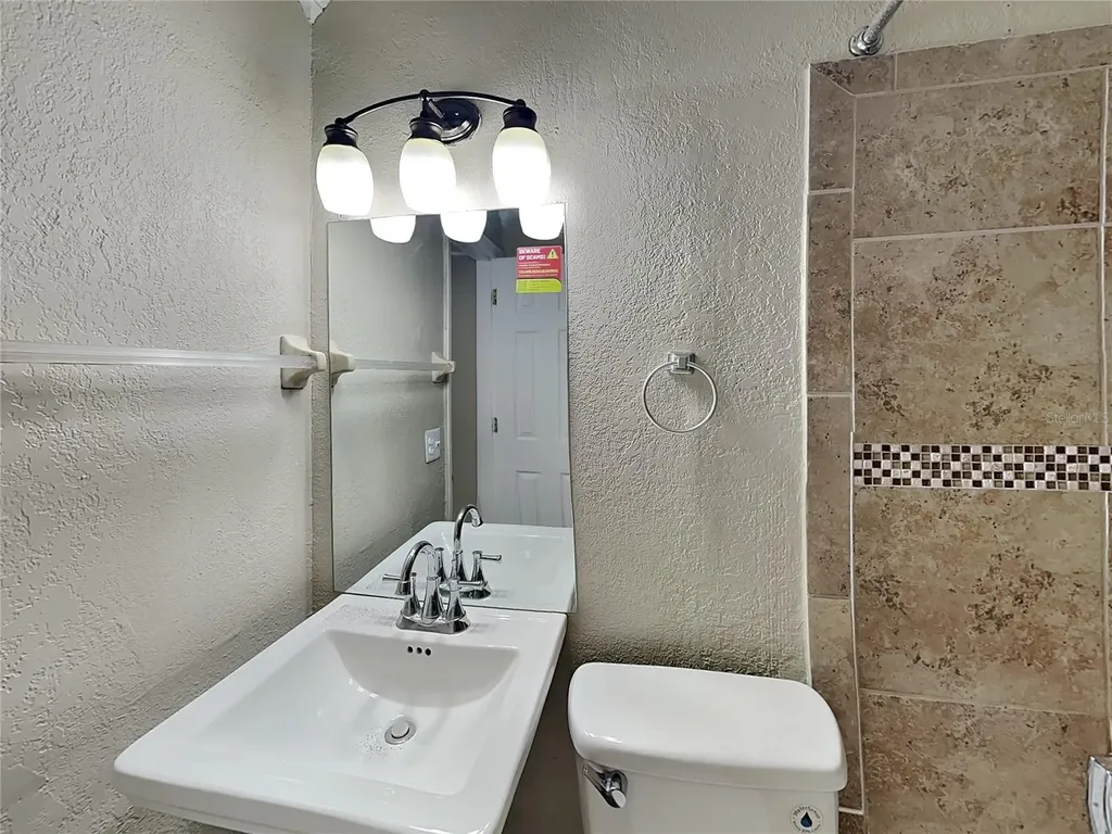 2514 10th Avenue Drive NE Bradenton FL 34208