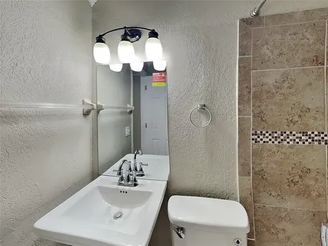 2514 10th Avenue Drive NE Bradenton FL 34208