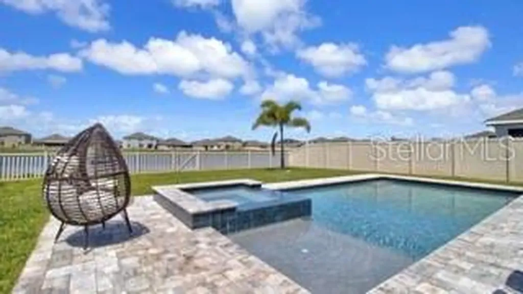 16747 Sunburst Lake Street Wimauma FL 33598