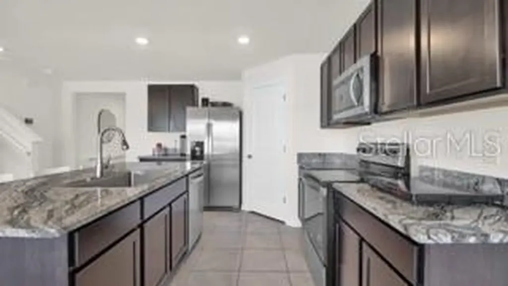 16747 Sunburst Lake Street Wimauma FL 33598