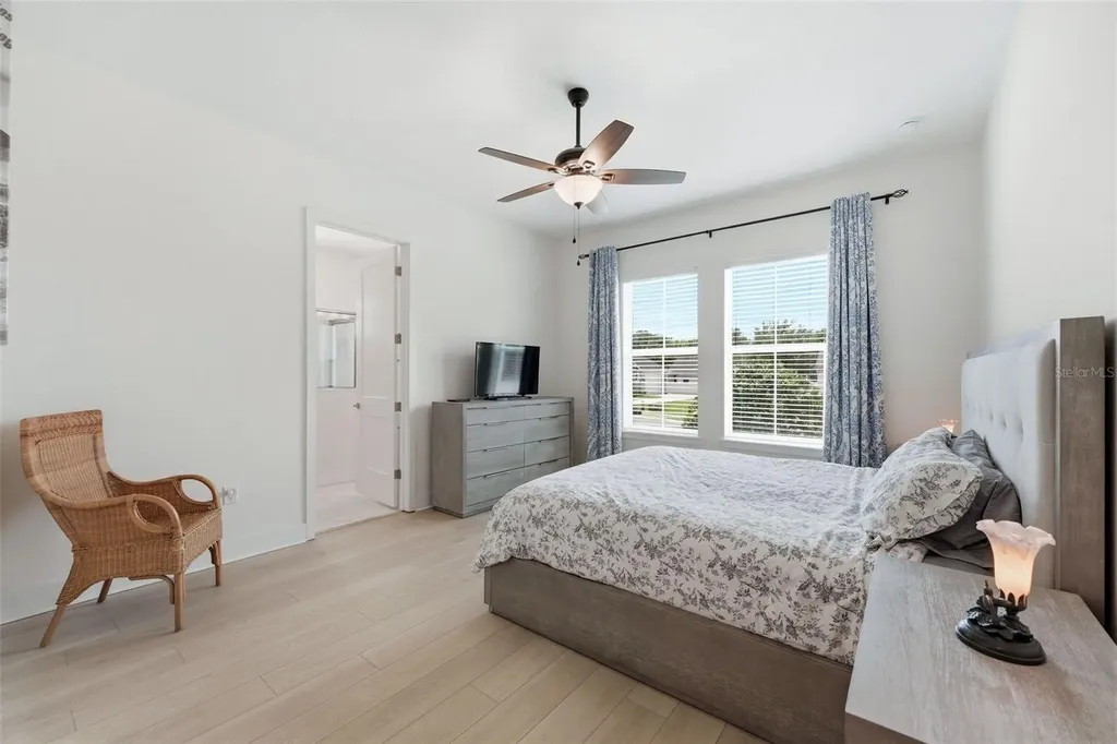 326 W Delaware Avenue Lake Helen FL 32744