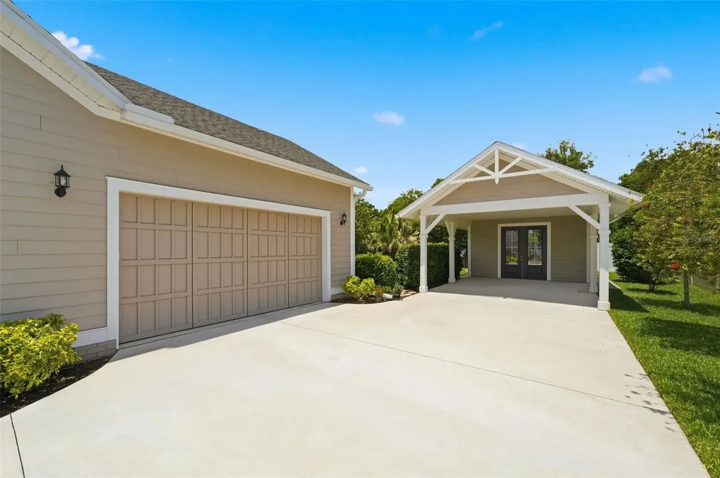 326 W Delaware Avenue Lake Helen FL 32744