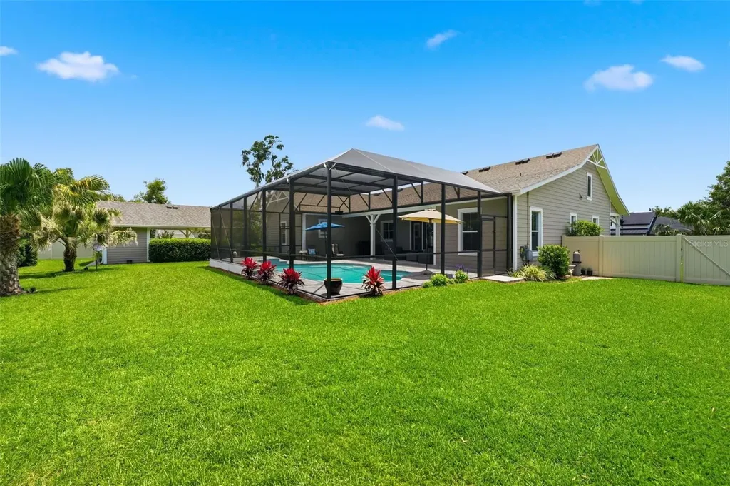 326 W Delaware Avenue Lake Helen FL 32744