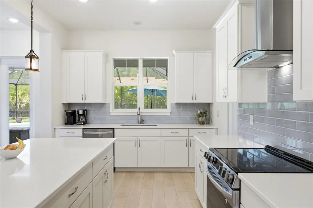 326 W Delaware Avenue Lake Helen FL 32744