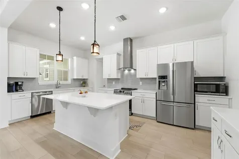 326 W Delaware Avenue Lake Helen FL 32744