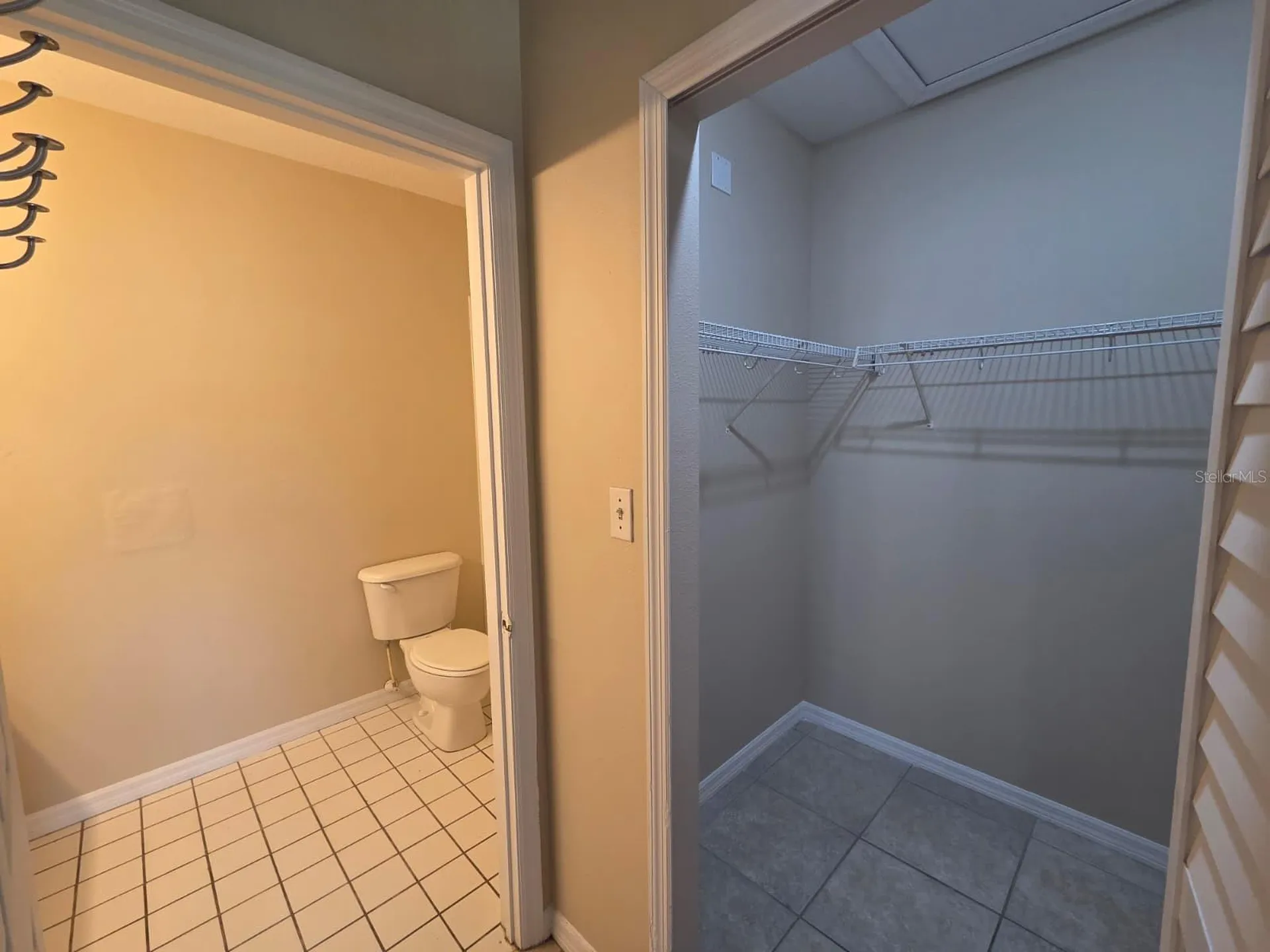489 Las Cortes Lane Orlando FL 32824