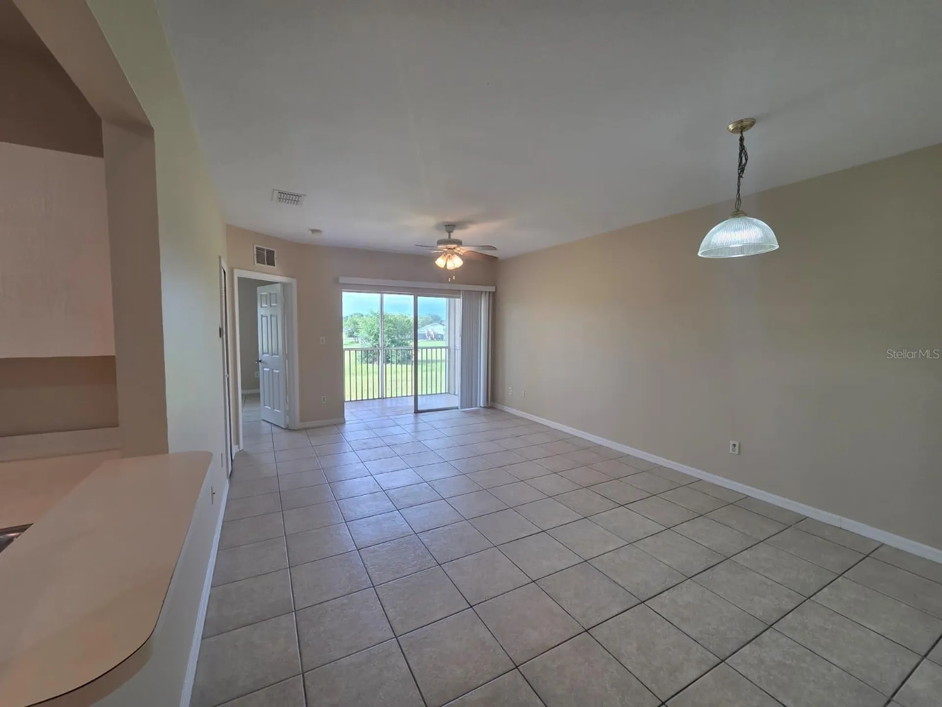 489 Las Cortes Lane Orlando FL 32824
