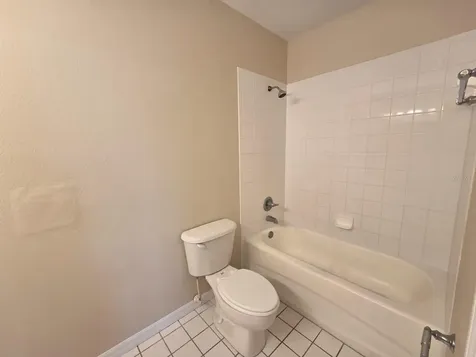 489 Las Cortes Lane Orlando FL 32824