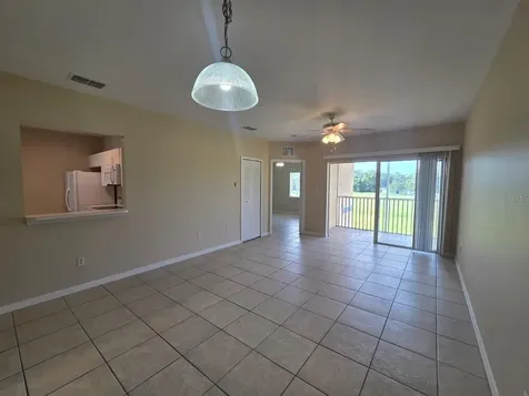 489 Las Cortes Lane Orlando FL 32824