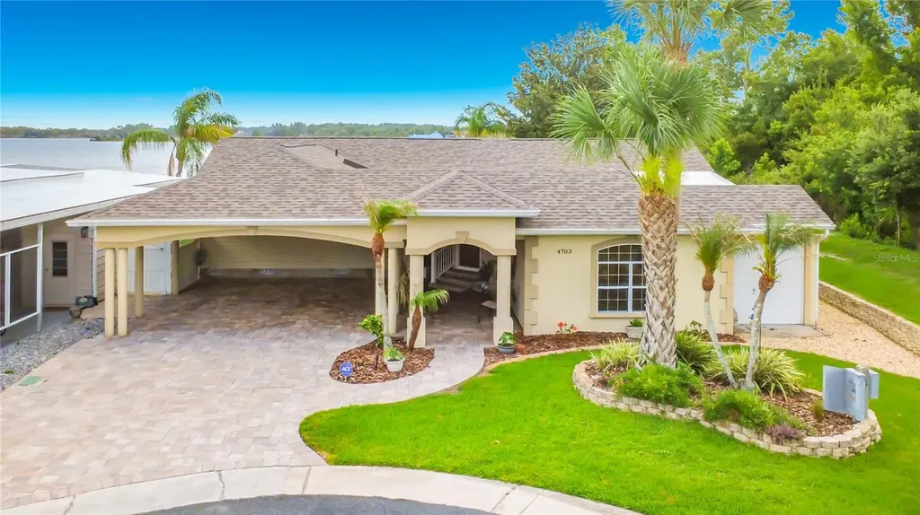 4703 Cassandra Lane Lakeland FL 33809