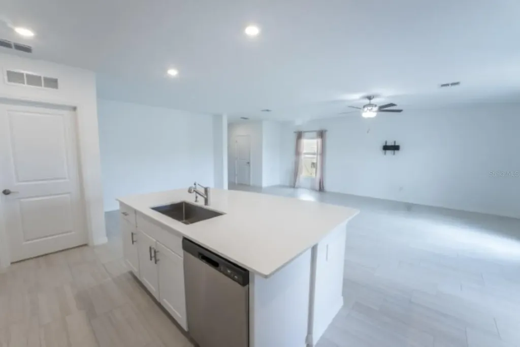1782 Lanier Road Zephyrhills FL 33541