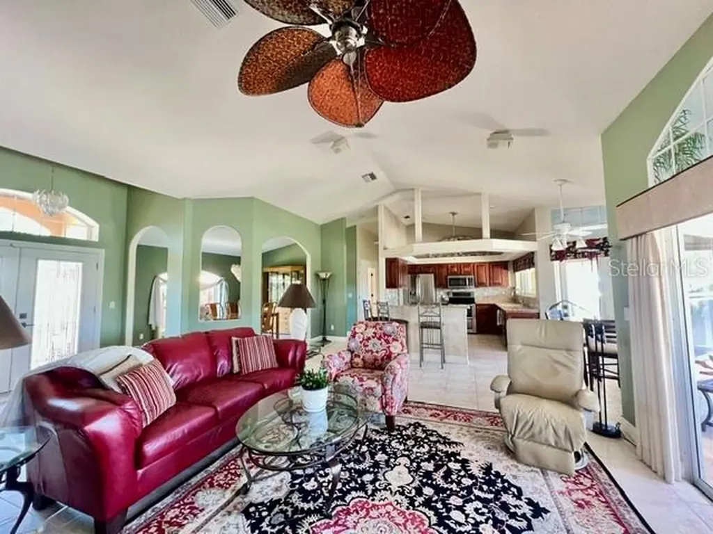 120 9th Street E Tierra Verde FL 33715
