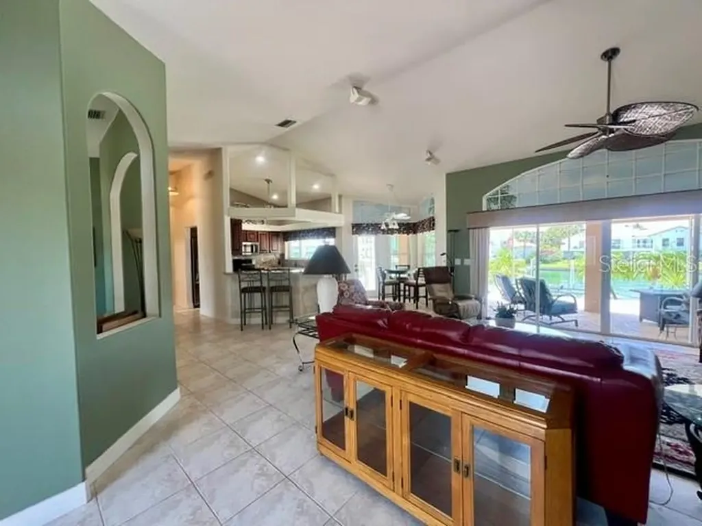120 9th Street E Tierra Verde FL 33715