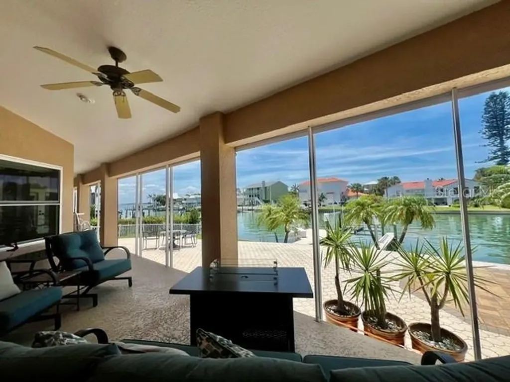 120 9th Street E Tierra Verde FL 33715