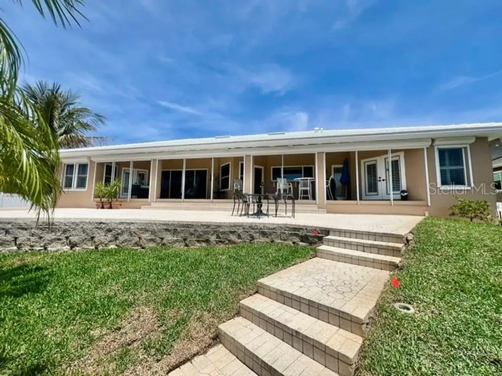 120 9th Street E Tierra Verde FL 33715