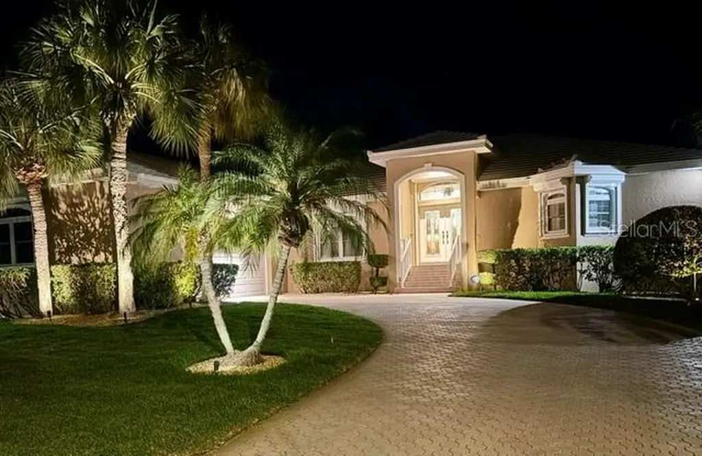 120 9th Street E Tierra Verde FL 33715