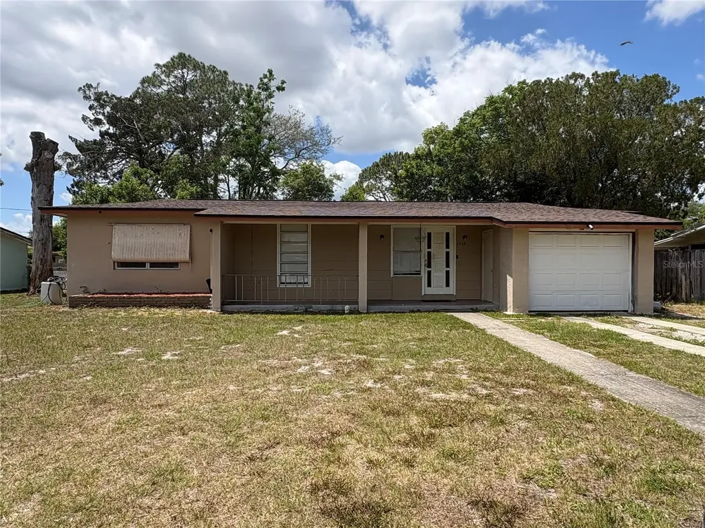 1430 Stillwater Avenue Deltona FL 32725