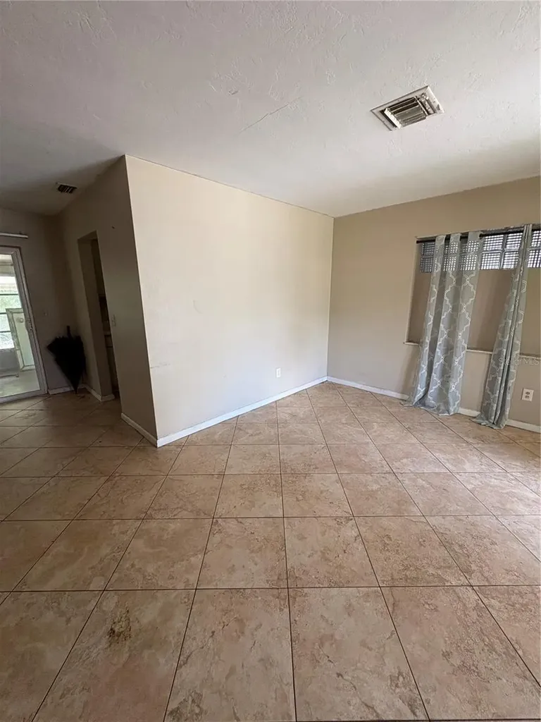 1430 Stillwater Avenue Deltona FL 32725