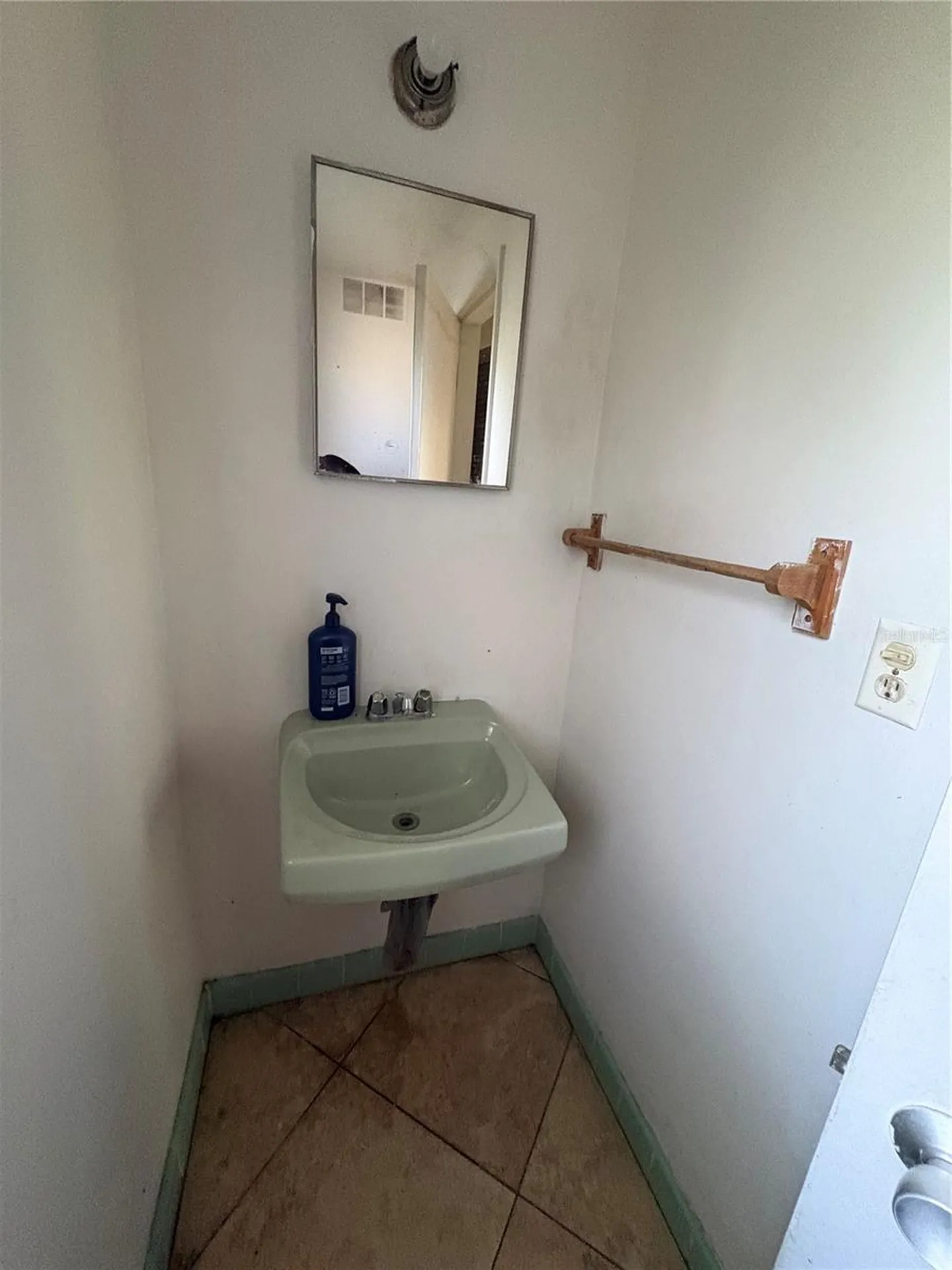 1430 Stillwater Avenue Deltona FL 32725