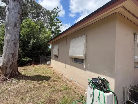 1430 Stillwater Avenue Deltona FL 32725