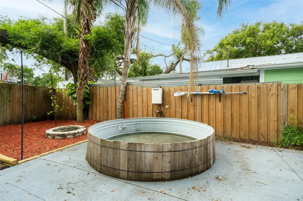 6704 N Taliaferro Avenue Tampa FL 33604