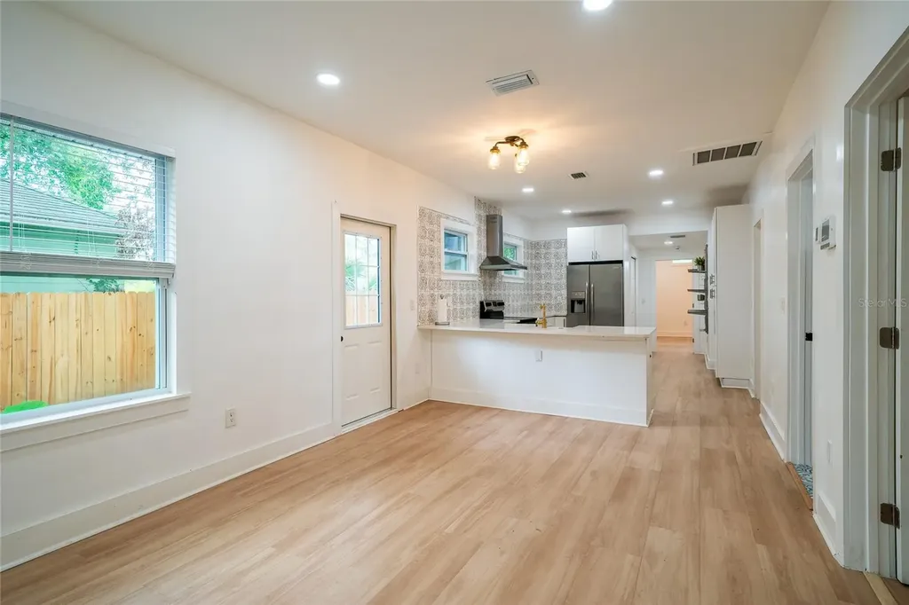 6704 N Taliaferro Avenue Tampa FL 33604
