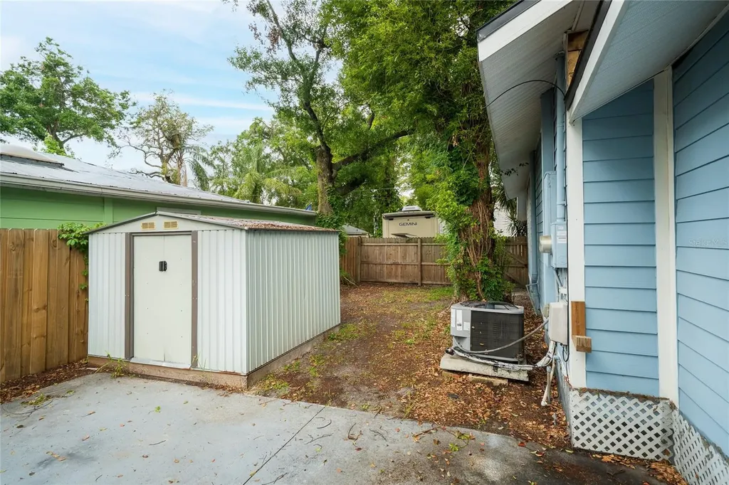 6704 N Taliaferro Avenue Tampa FL 33604