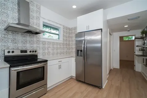 6704 N Taliaferro Avenue Tampa FL 33604