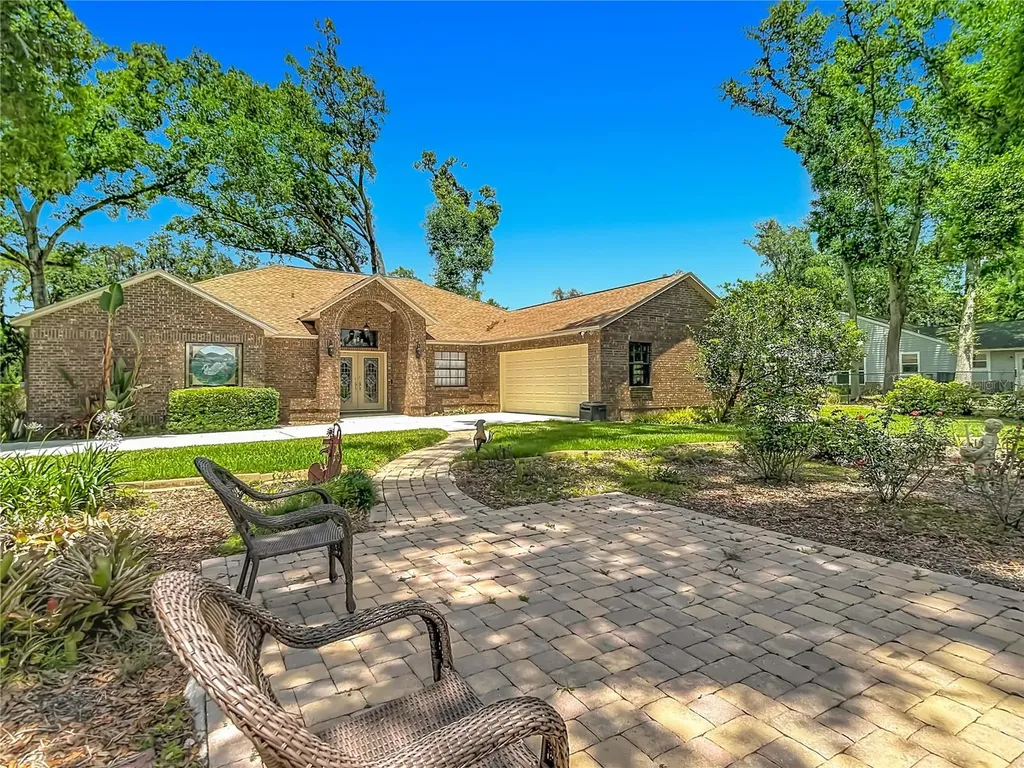 2702 Stafford Oaks Place Plant City FL 33565