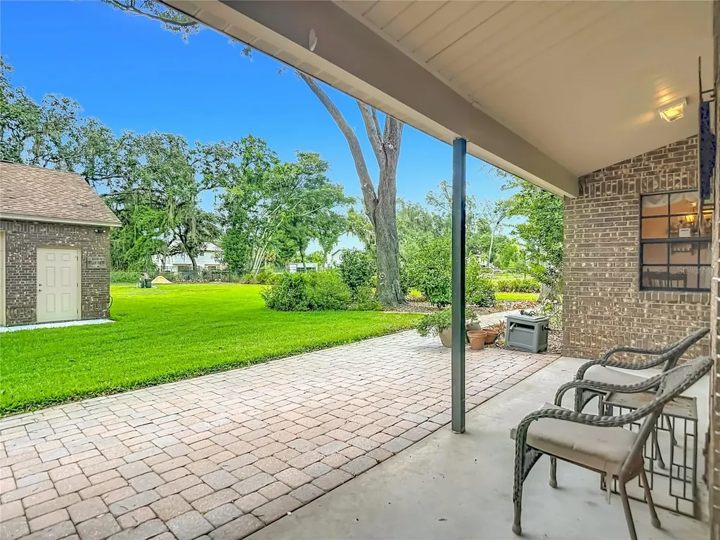 2702 Stafford Oaks Place Plant City FL 33565