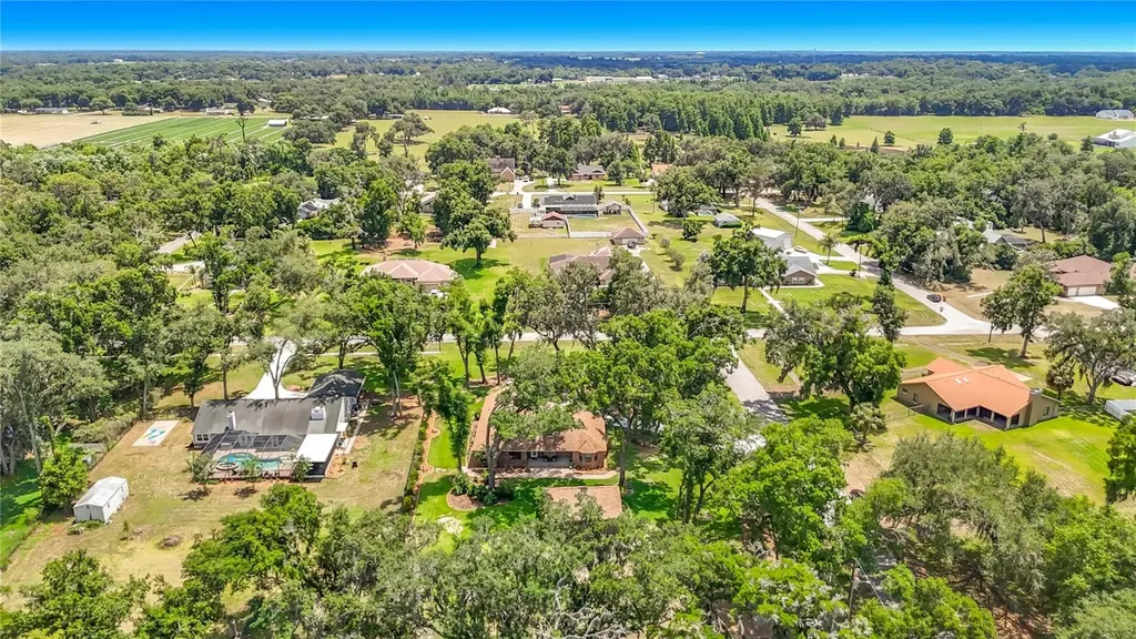2702 Stafford Oaks Place Plant City FL 33565