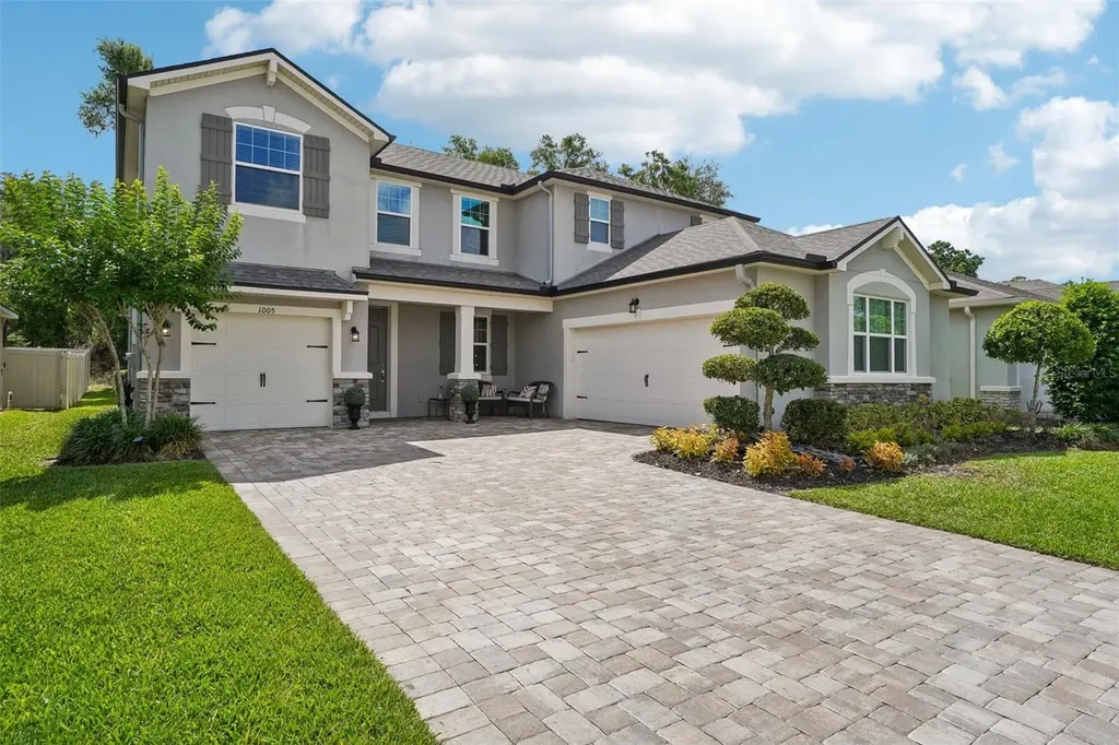 1005 Night Song Street Valrico FL 33594