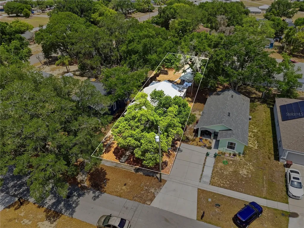 1414 Johns Avenue Haines City FL 33844