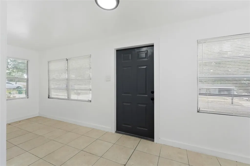 1414 Johns Avenue Haines City FL 33844