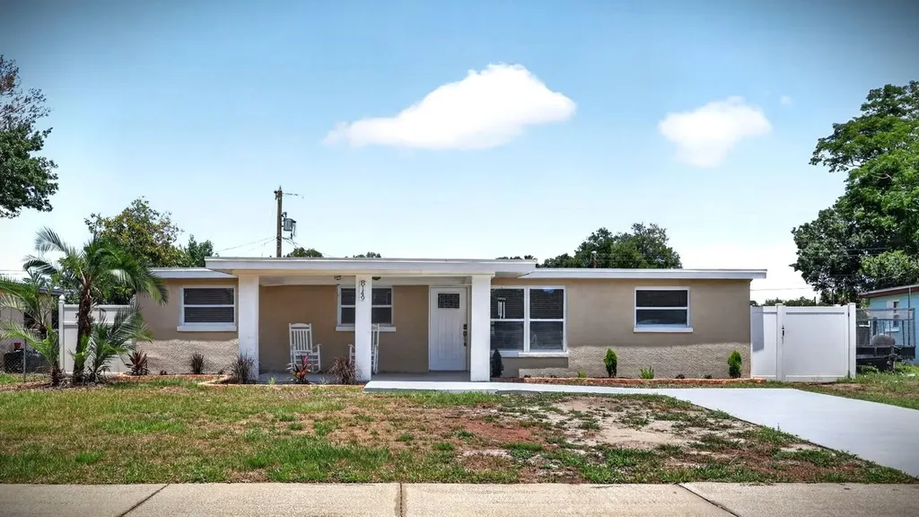 8149 Portulaca Avenue Seminole FL 33777
