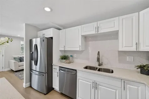 8149 Portulaca Avenue Seminole FL 33777