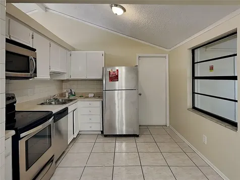 9515 Letterstone Court Tampa FL 33615