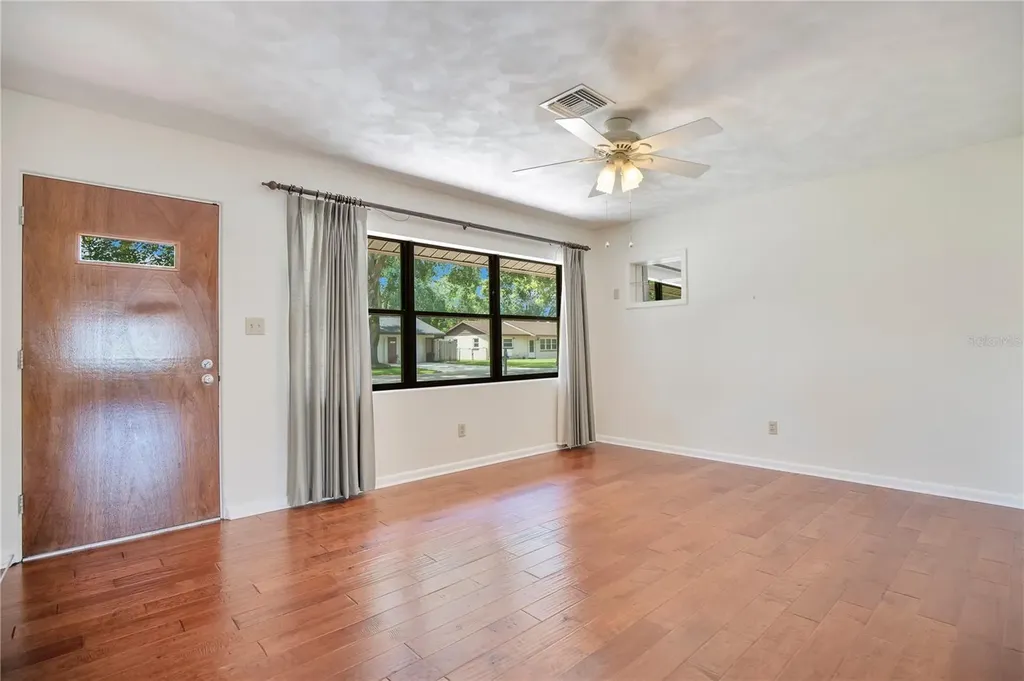 206 Temple Avenue Fern Park FL 32730