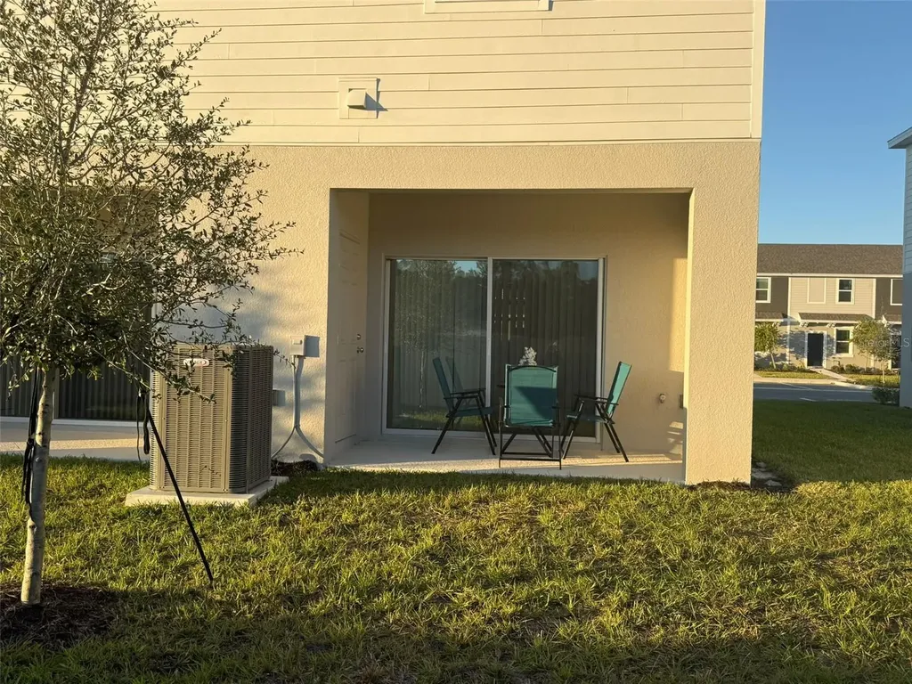 3021 Skyline Loop Kissimmee FL 34758